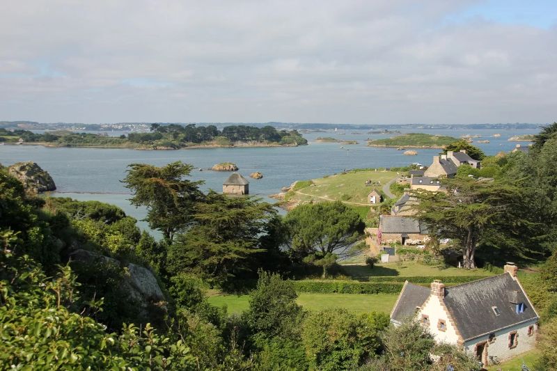 Croisière avec skipper Côte de granit Rose Ile-de-Bréhat-Moulin-à-Marée